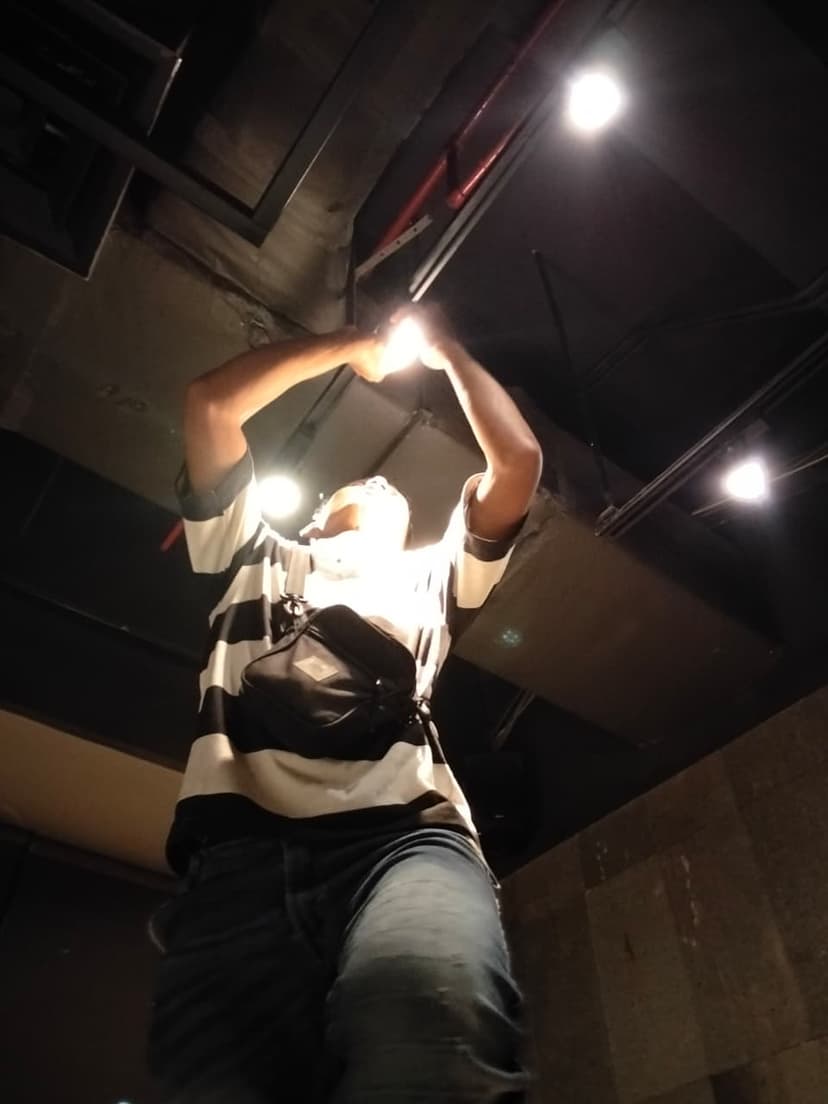 Finishing Lighting Store Starbuck